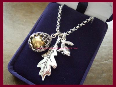 Hare, Oak Leaf and Angel Caller Necklace **QUICK - ONLY 1 LEFT** - Click Image to Close